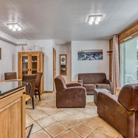 Villa Vallet- Newly Renovated 2 Bedroom Nestled Just Off The Main Street Chamonix Exterior photo
